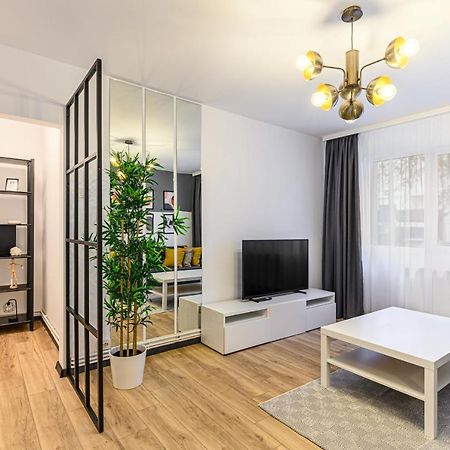 Travelers Hideout - Central Apartment براشوف المظهر الخارجي الصورة