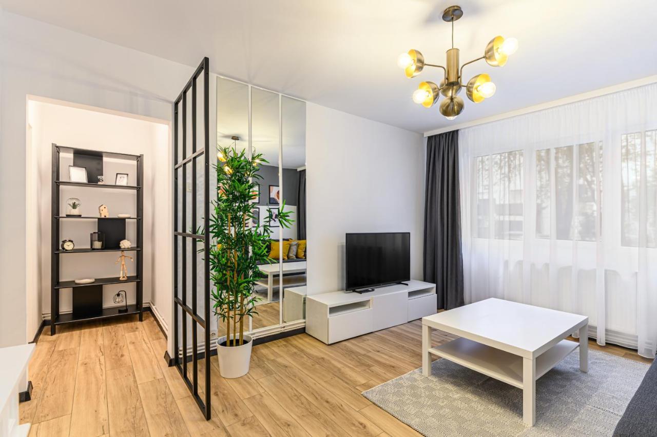 Travelers Hideout - Central Apartment براشوف المظهر الخارجي الصورة