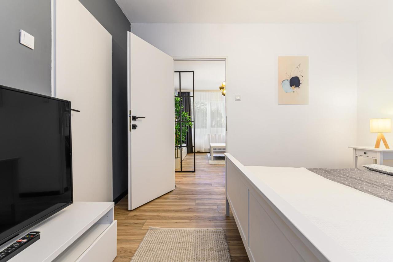 Travelers Hideout - Central Apartment براشوف المظهر الخارجي الصورة