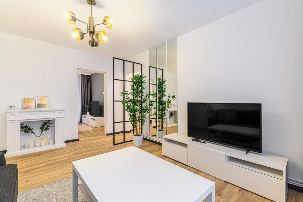 Travelers Hideout - Central Apartment براشوف المظهر الخارجي الصورة