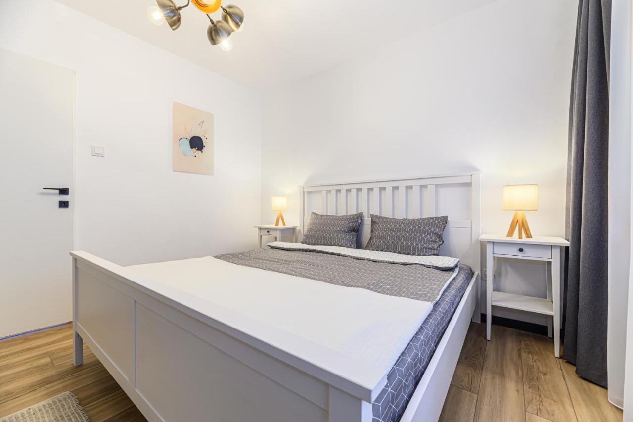 Travelers Hideout - Central Apartment براشوف المظهر الخارجي الصورة