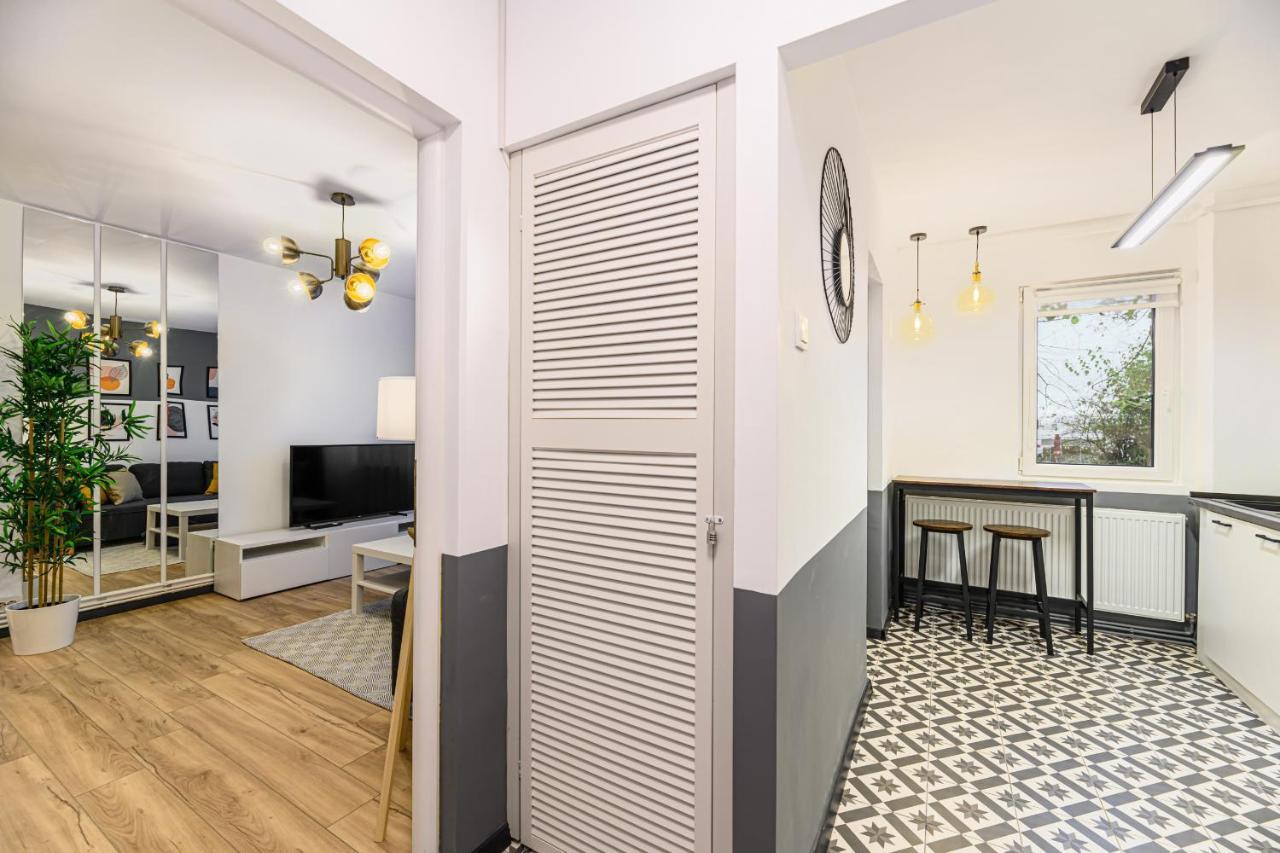 Travelers Hideout - Central Apartment براشوف المظهر الخارجي الصورة